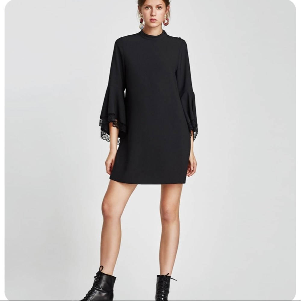 Zara mini black dress 👗🖤